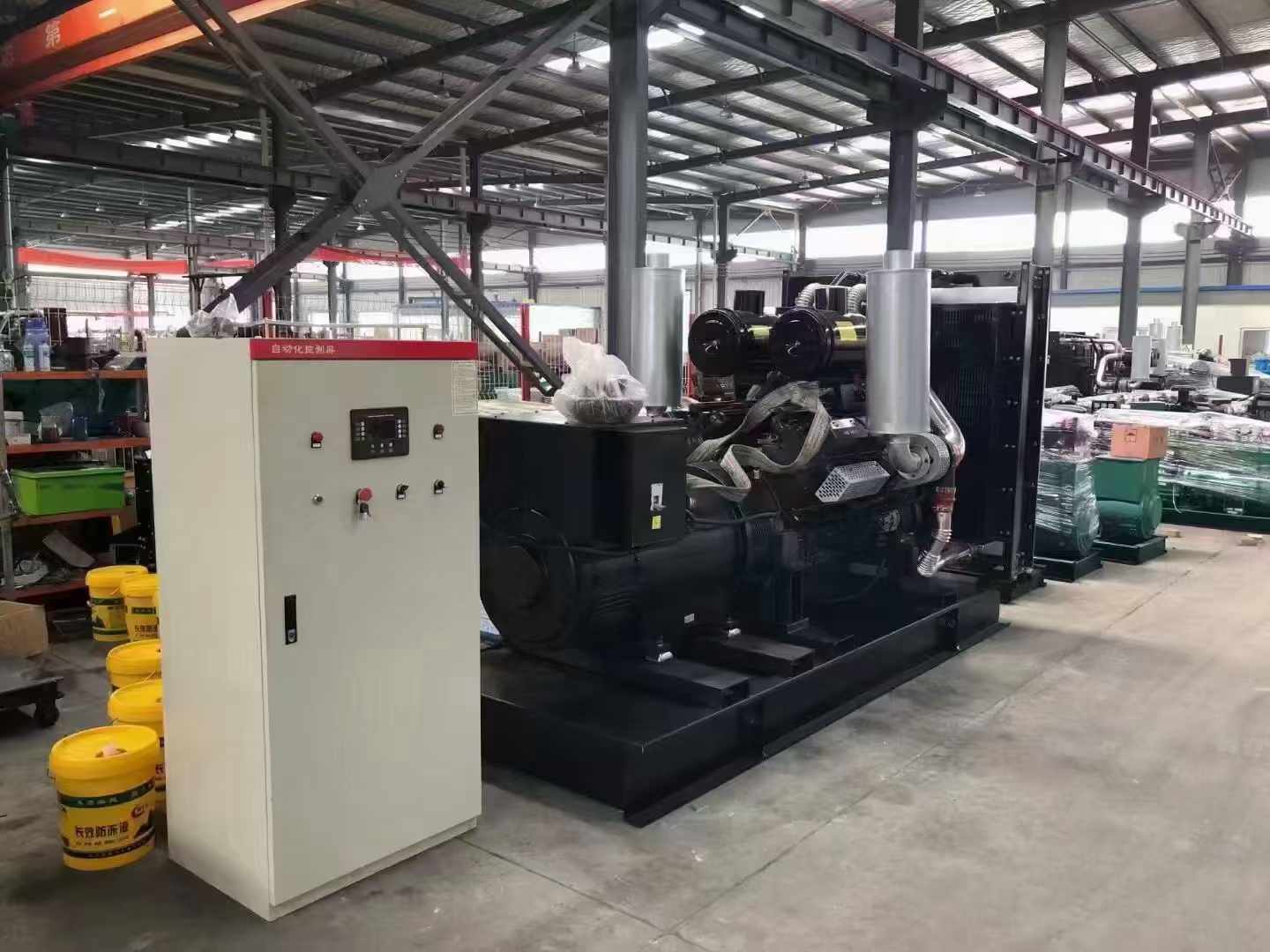 津南柴油发电机运行时的噪音和振动水平如何？