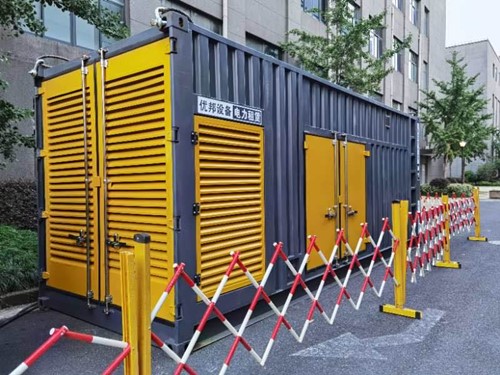 津南如何使用转速表检查发动机的转速？